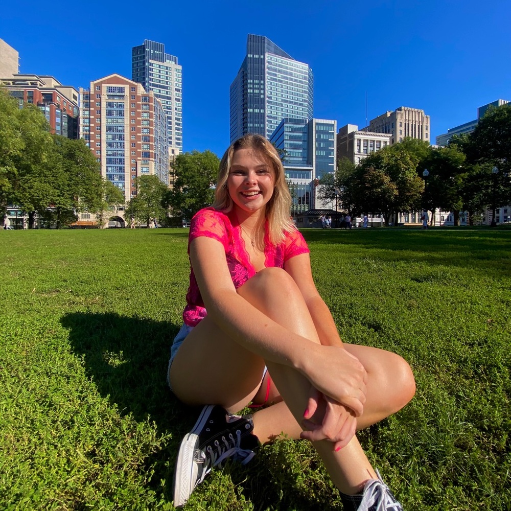 Meet your Posher, Jillian